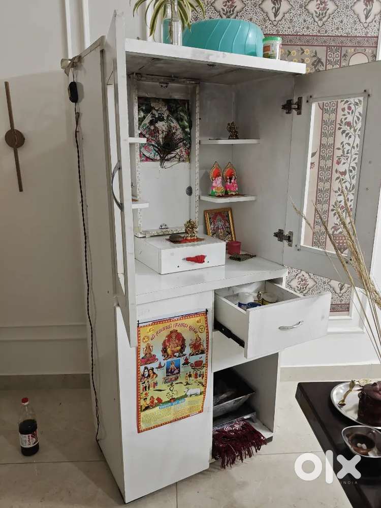 Mandir white