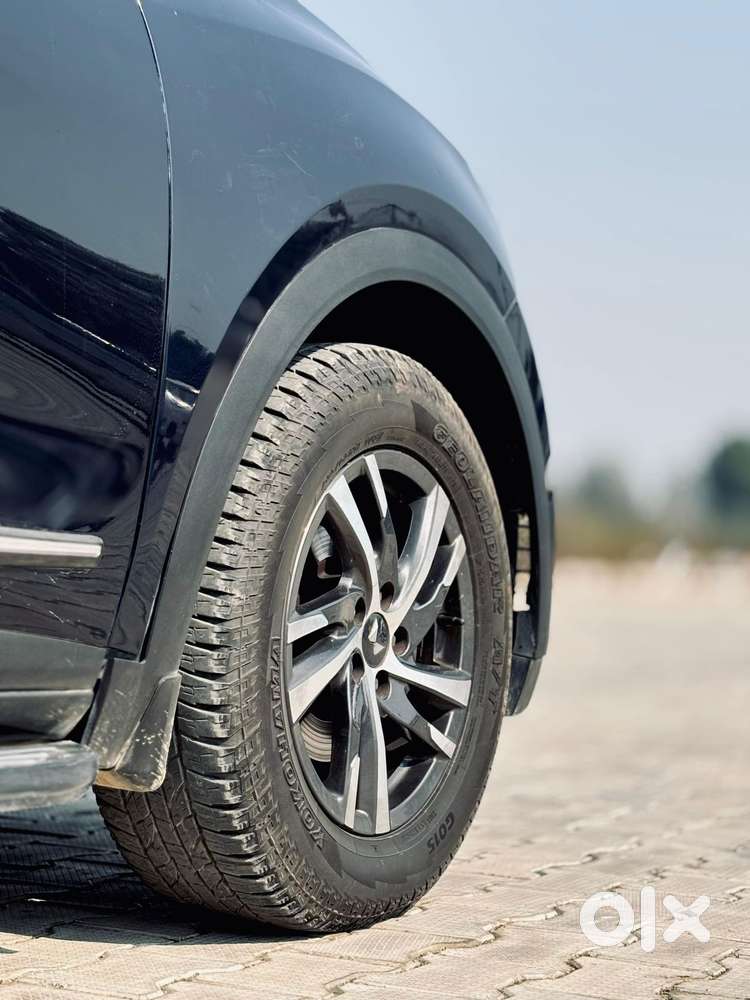 Mahindra Xuv700 2.2 Ax 5 Diesel At 7 Str, 2022, Diesel