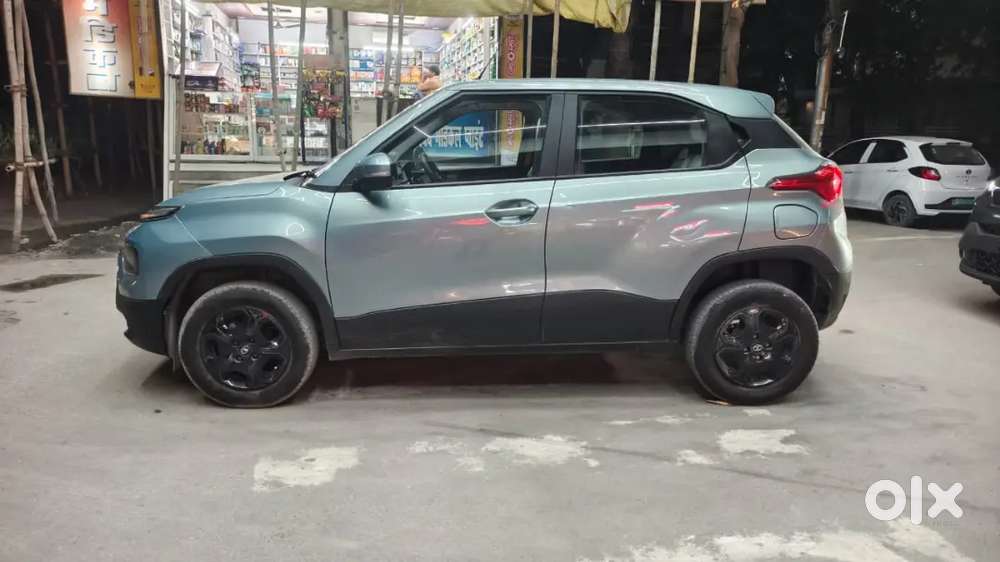 Tata Punch 2023 Petrol 37213 Km Driven