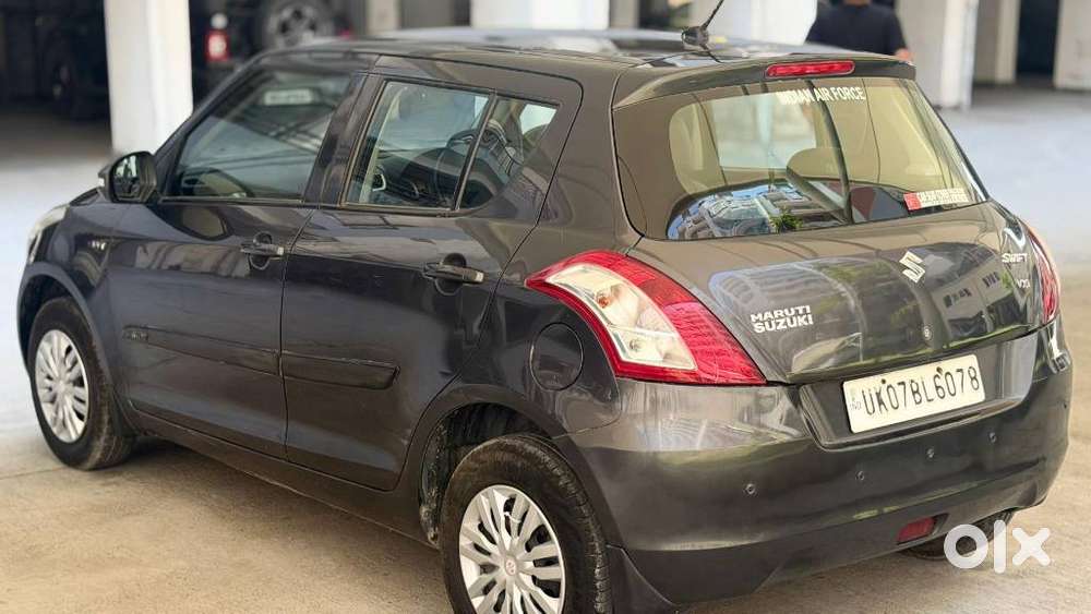 Maruti Suzuki Swift Vxi, 2015, Petrol
