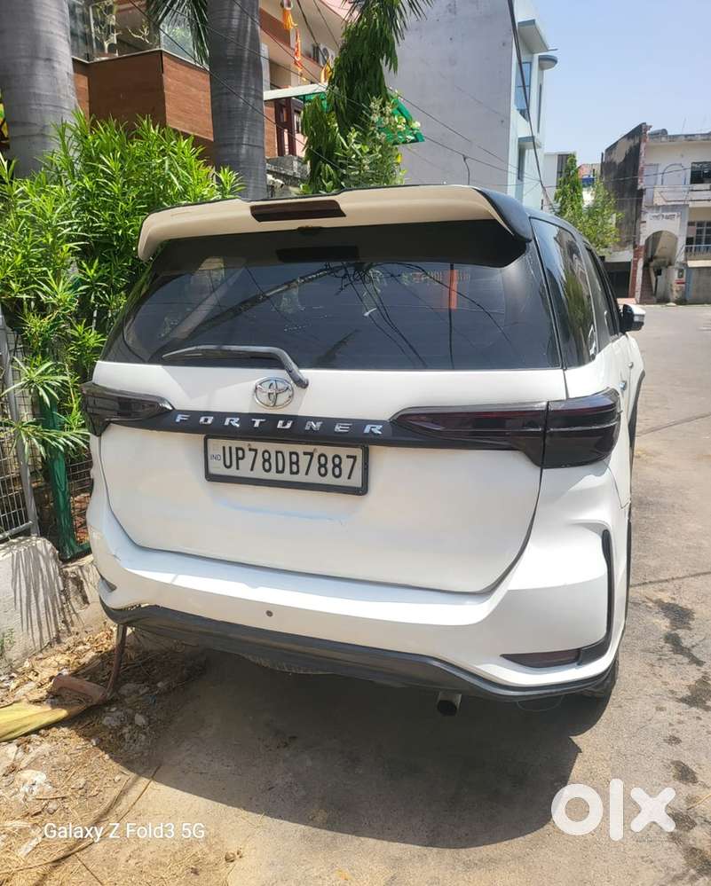 2013 Toyota Fortuner Diesel 100000 Km Driven Converted To Legender