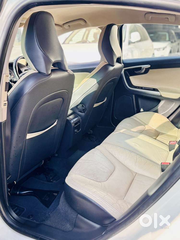 Volvo S60 D5 Kinetic, 2013, Diesel