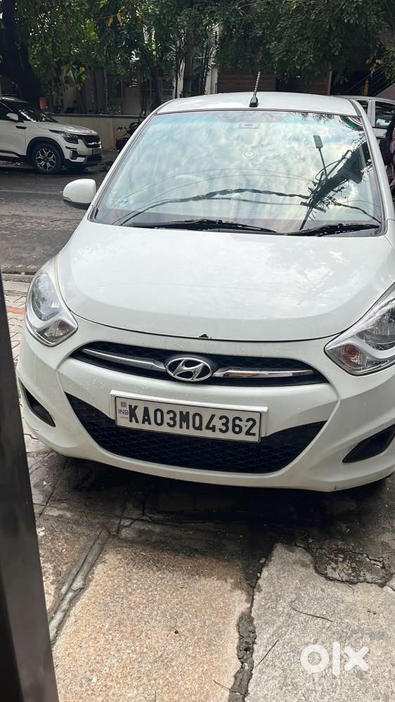 Hyundai I10 Sportz Petrol 2012