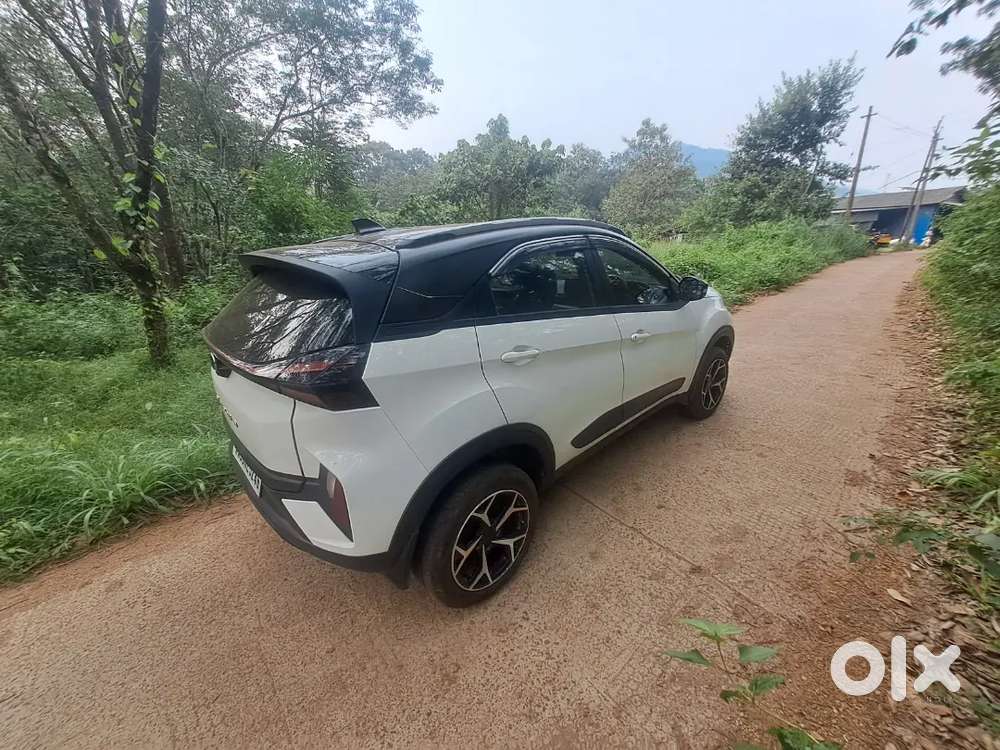 Tata Nexon Petrol 2025 Variant - Urgent Sale