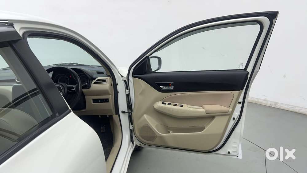 Maruti Suzuki Dzire 1.2 Vxi, 2022, Petrol