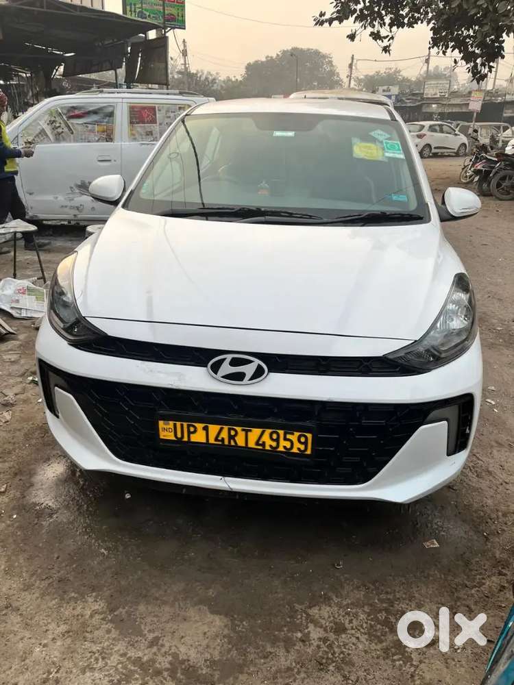 Hyundai Aura 2025 Cng & Hybrids 20800 Km Driven Driver Ki Jarurat Hain