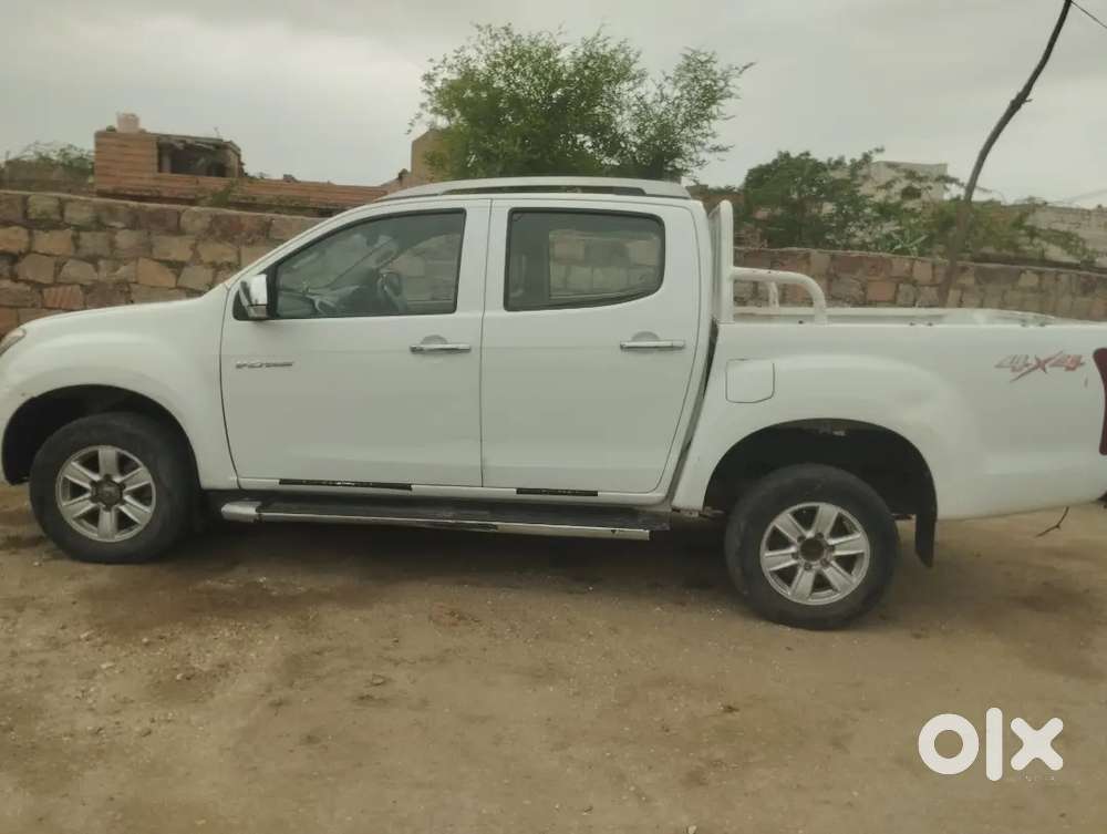 Isuzu D-max V-cross 2018 4x4