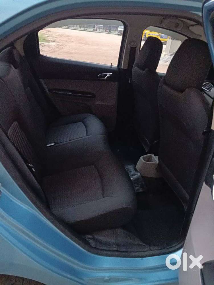 Tata Tiago 1.2 Revotron Xza, 2017, Petrol
