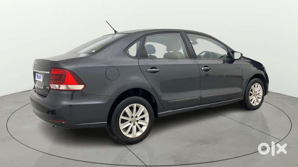 Volkswagen Vento 1.2 Highline Plus At 16 Alloy, 2016, Petrol