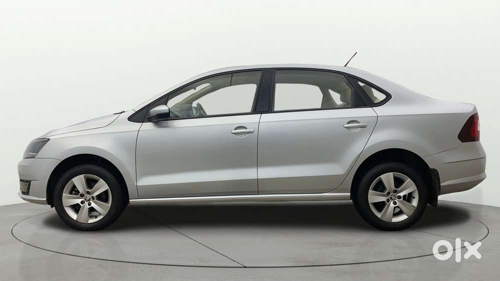 Skoda Rapid 1.0 Ambition Tsi, 2020, Petrol