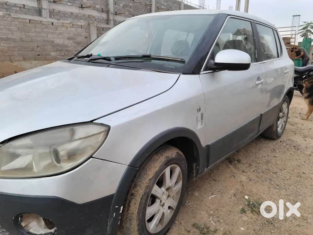 Skoda Fabia 2013 Diesel Well Maintained Only Office To Home Runing