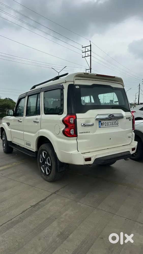 Mahindra Scorpio S5