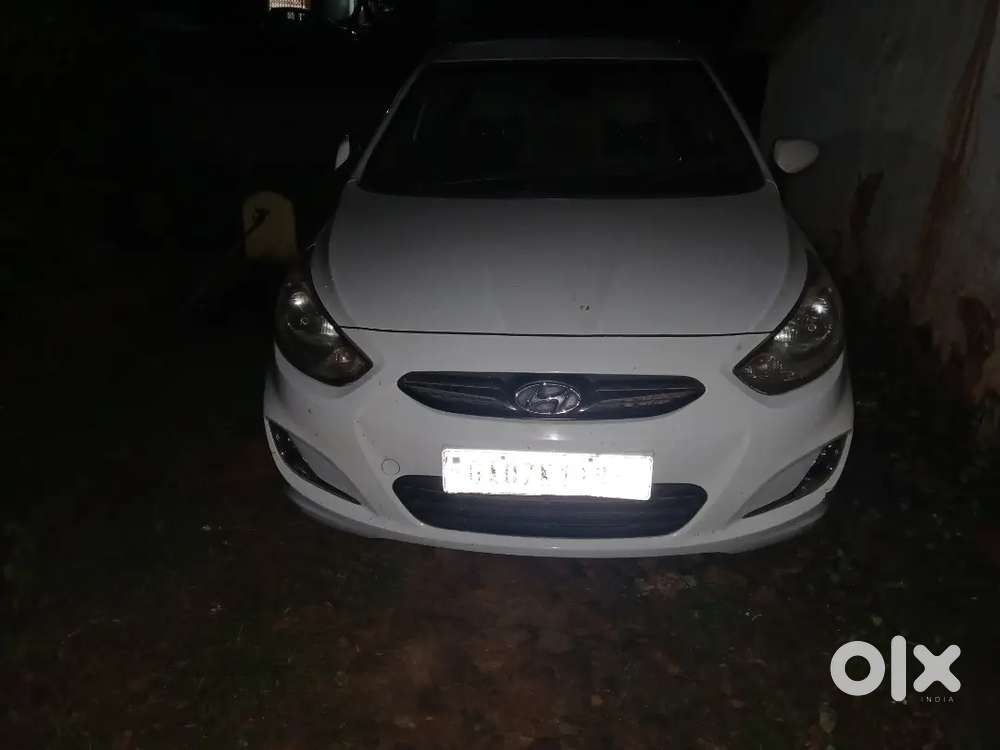 Hyundai Verna Crdi 1.6 Diesel 2013 Goa Passing