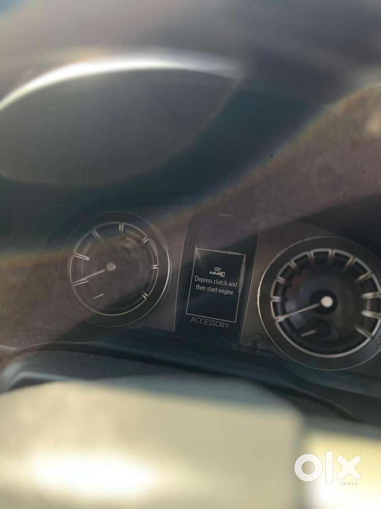 Toyota Innova Crysta 2016 Diesel Well Maintained