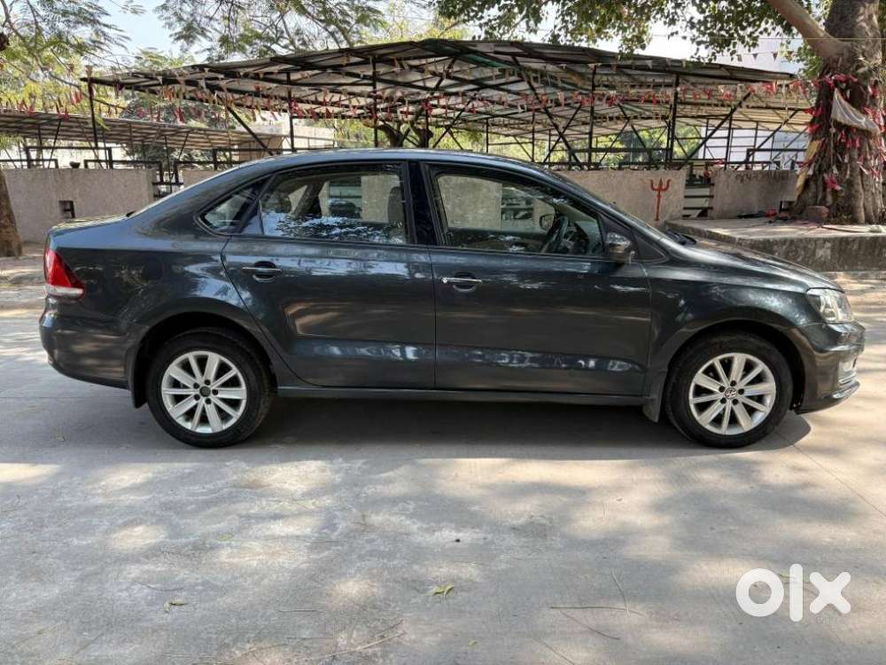 Volkswagen Vento 2010-2013 Petrol Highline At, 2016, Petrol