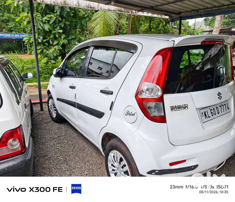 Maruti Suzuki Ritz Vxi, 2012, Petrol