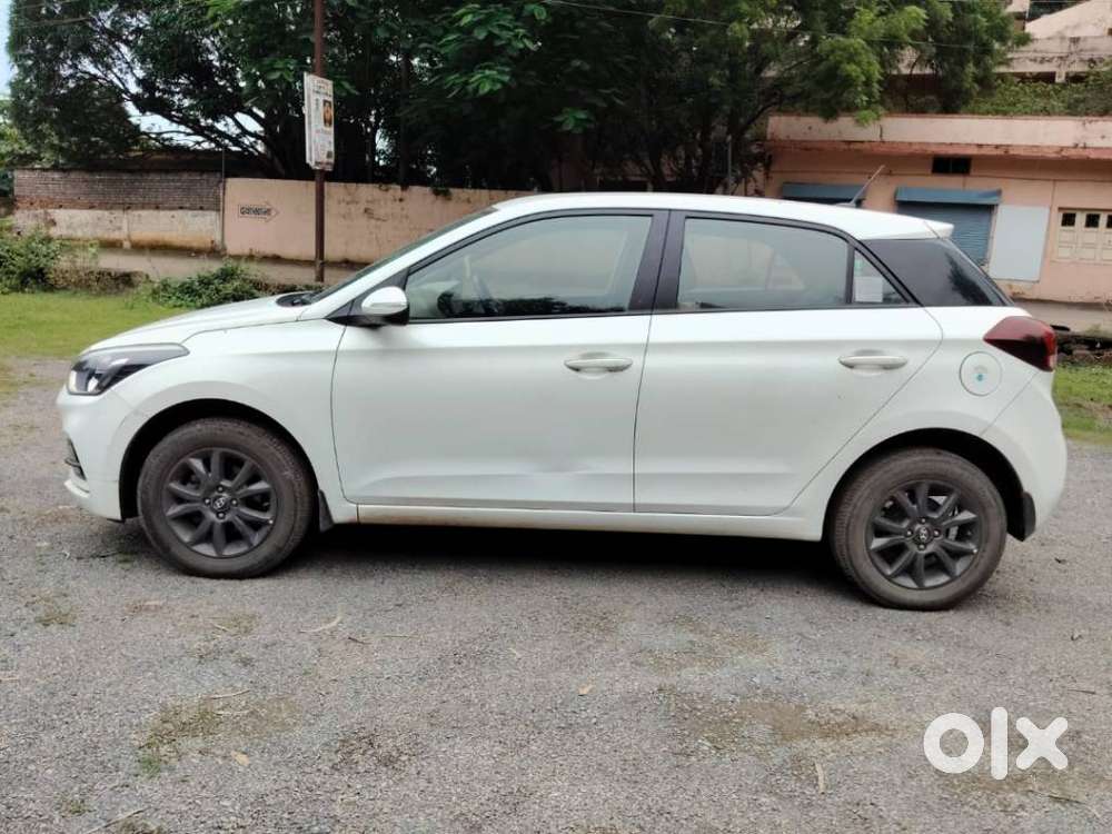 Hyundai I20 1.2 Sportz (o), 2019, Petrol