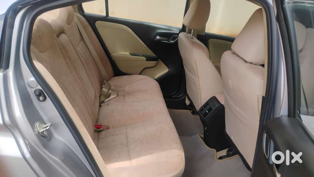 Honda City V Mt Exclusive, 2022, Petrol