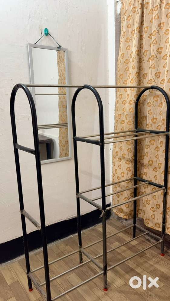 Cloth hanging stand