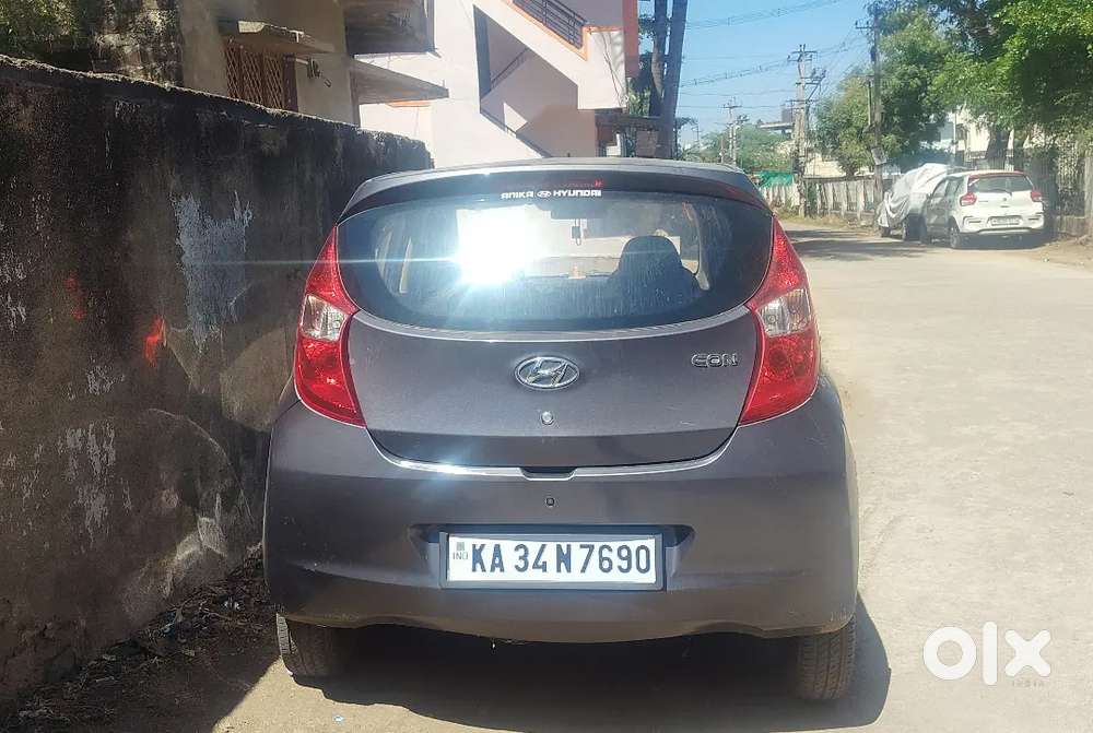 Hyundai Eon 2017 Petrol Well Maintained