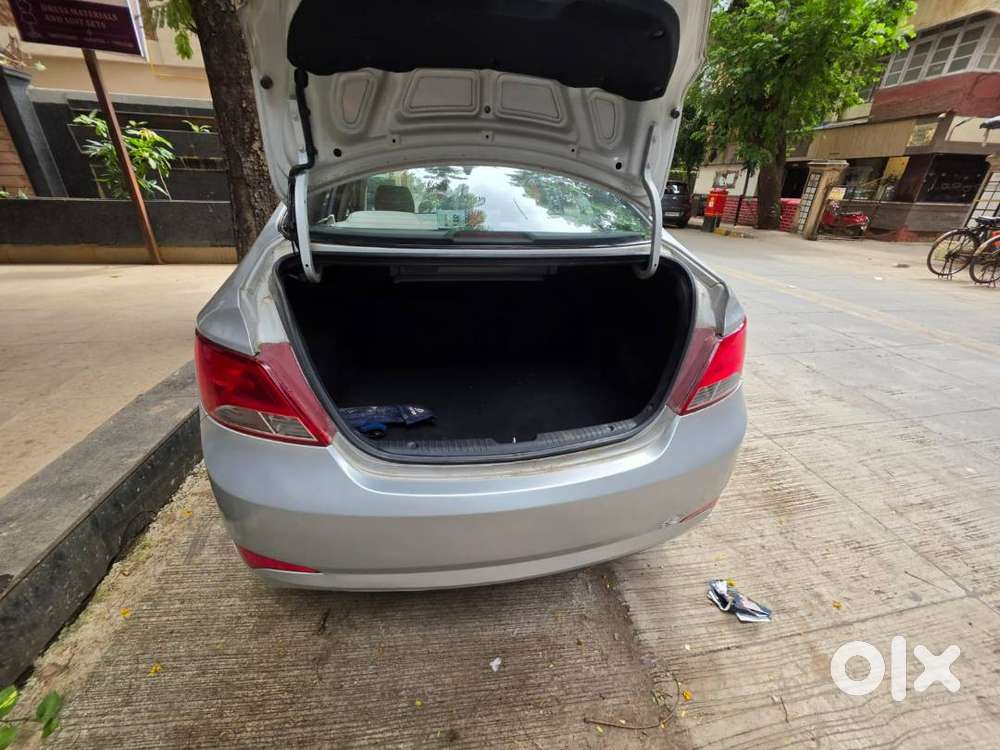 2106 Auto Hyundai Verna Low Kms/excellent Condition