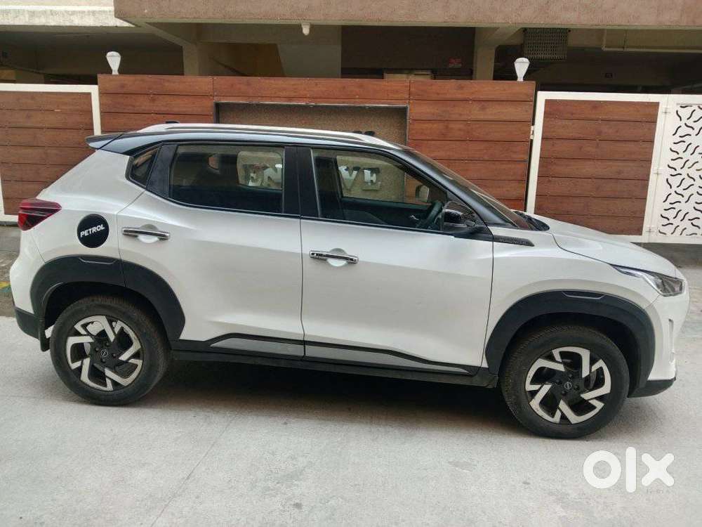 Nissan Magnite 1.0 Xv, 2023, Petrol