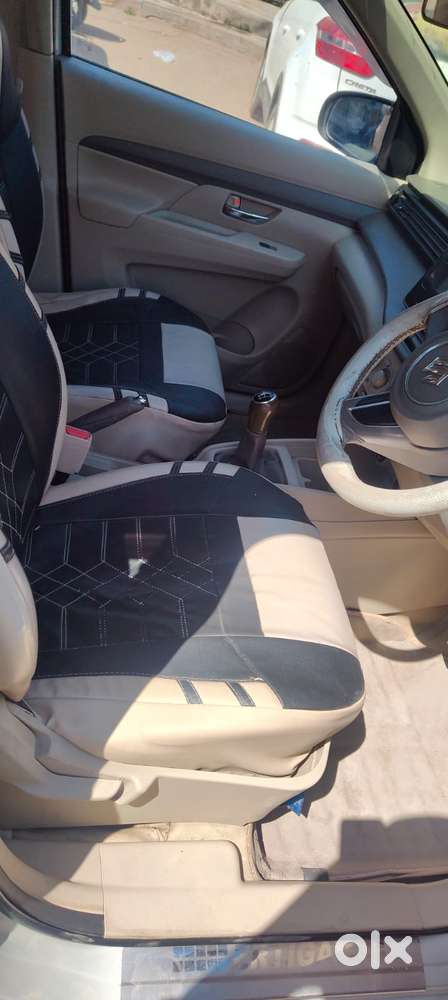 Maruti Suzuki Ertiga 2022-2023 Vxi Cng, 2022, Petrol