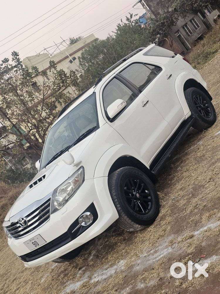 Toyota Fortuner 4x2 Mt 2.8 Diesel, 2014, Diesel