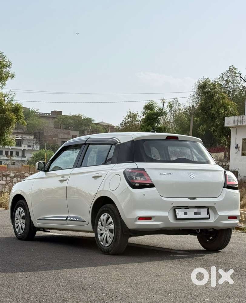 Maruti Suzuki Swift Vxi Abs Bsiv, 2025, Petrol