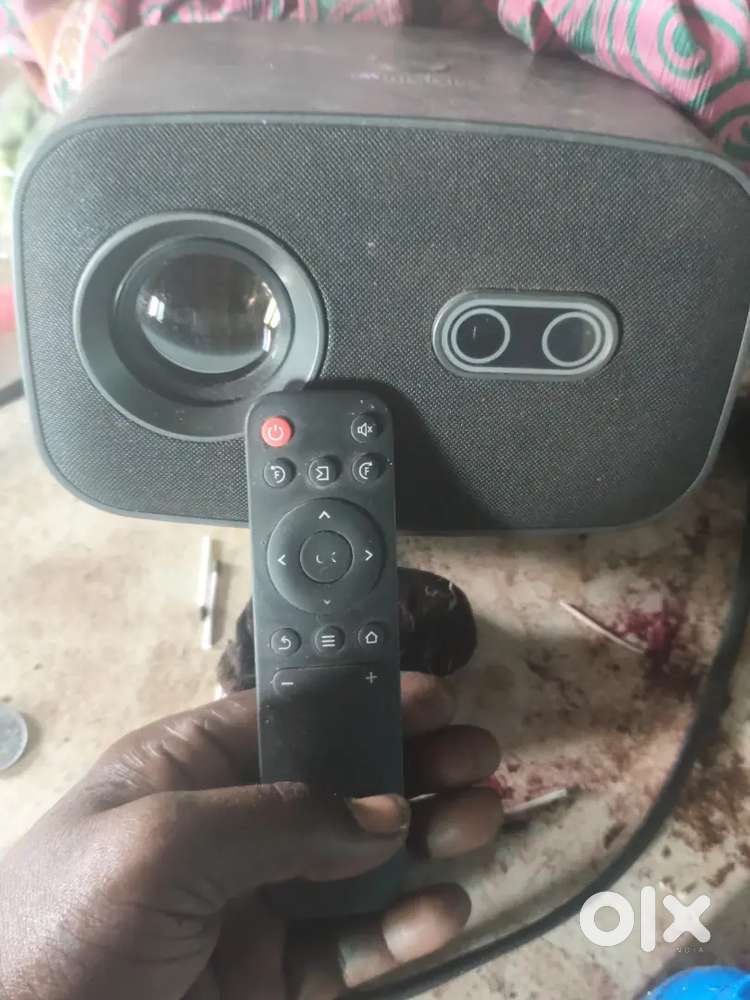 Maizic 4k projecter android 11
