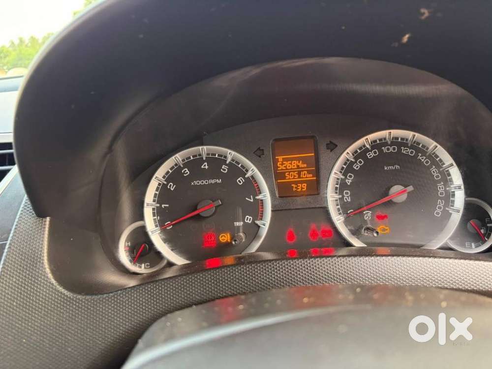 Maruti Suzuki Swift Vxi Optional, 2016, Petrol