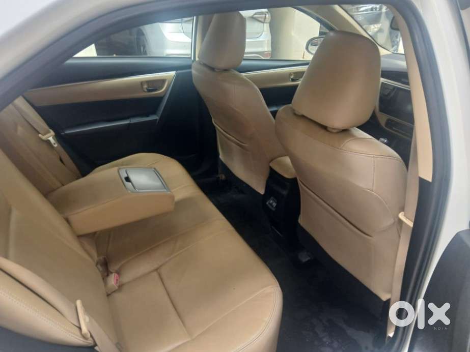 Toyota Corolla Altis 1.8 Gl, 2017, Petrol