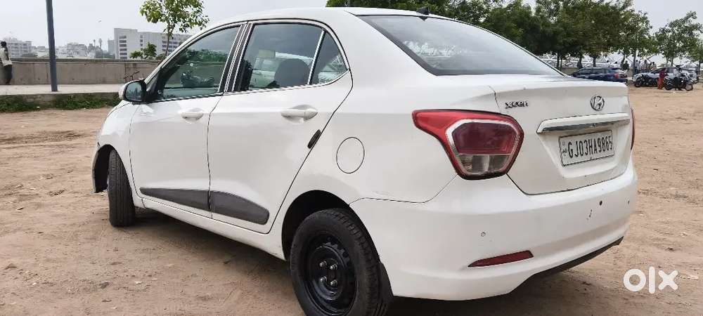 Hyundai Xcent Diesel Manual 2015