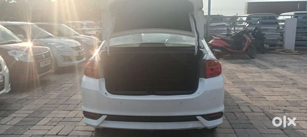 Honda City 1.5 V Mt Exclusive, 2021, Petrol