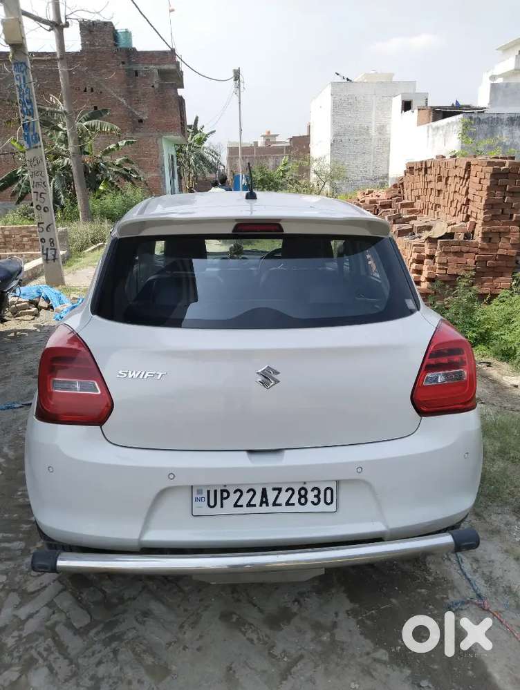 Maruti Suzuki Swift 2023 Petrol 1400 Km Driven,first Owner, Excellent