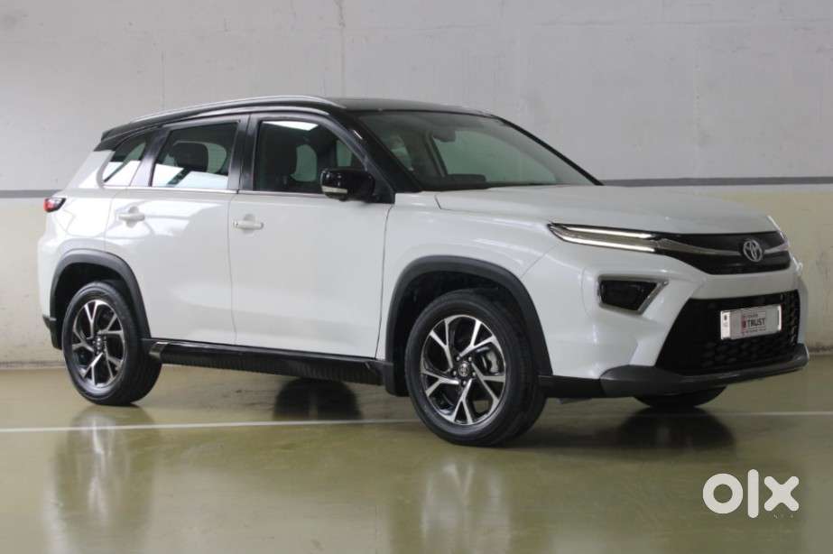 Toyota Urban Cruiser Hyryder 1.5 V Hybrid, 2023, Petrol
