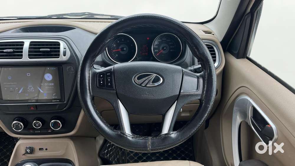 Mahindra Tuv 300 Mhawk100 T8, 2018, Diesel