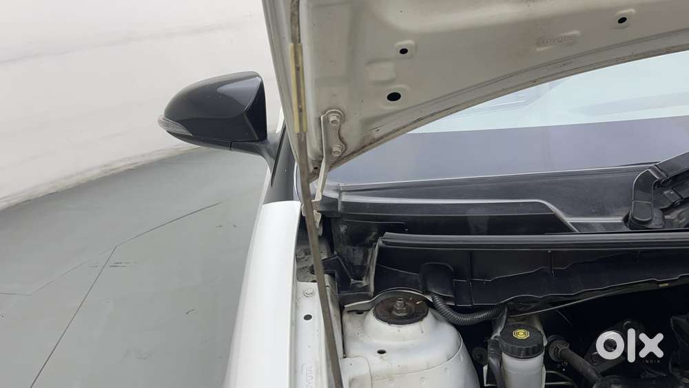 Toyota Etios Liva 2014-2016 V, 2016, Petrol