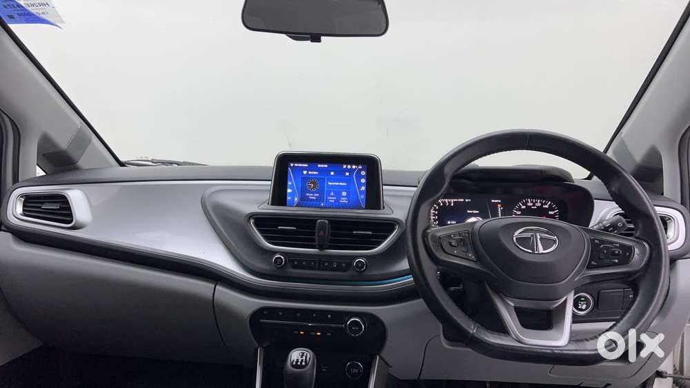 Tata Altroz Xz, 2020, Petrol