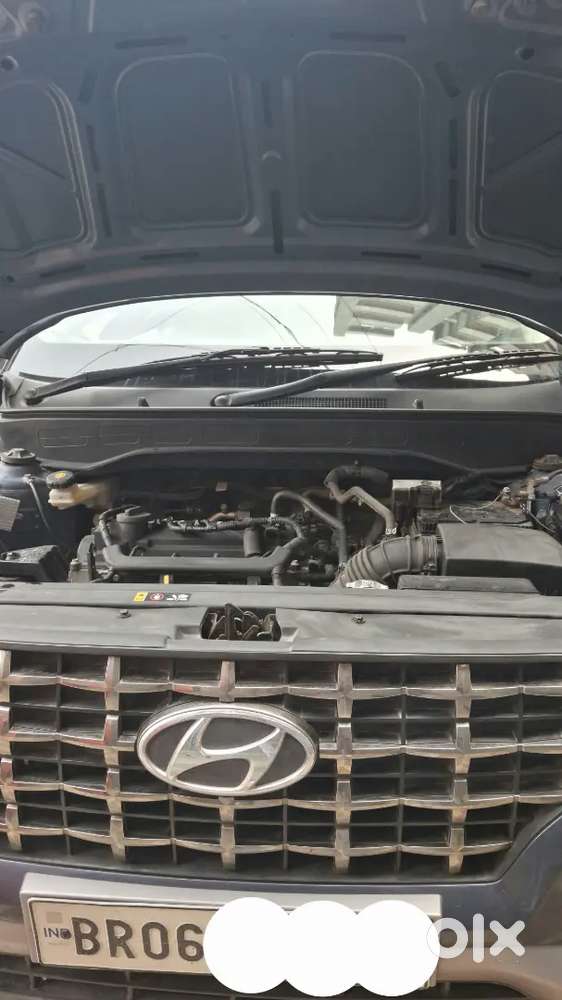 Hyundai Venue 2021 Petrol 1st Owner  Excellent Condition  39255km