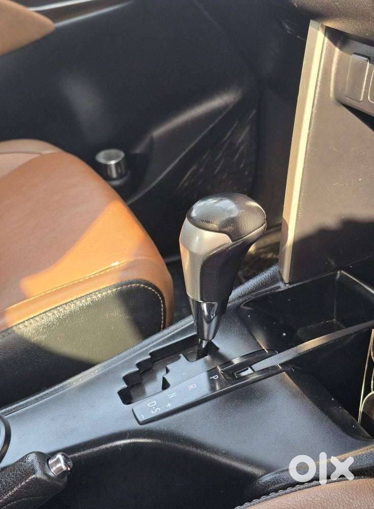 Toyota Innova Crysta 2.8z Automatic, 2018, Diesel