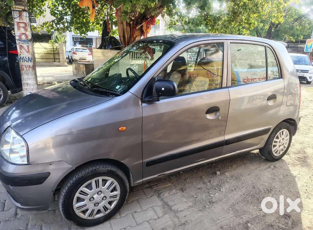 Hyundai Santro 
2014 Model Petrol 
2nd Owner 
67,000 Km Driven
