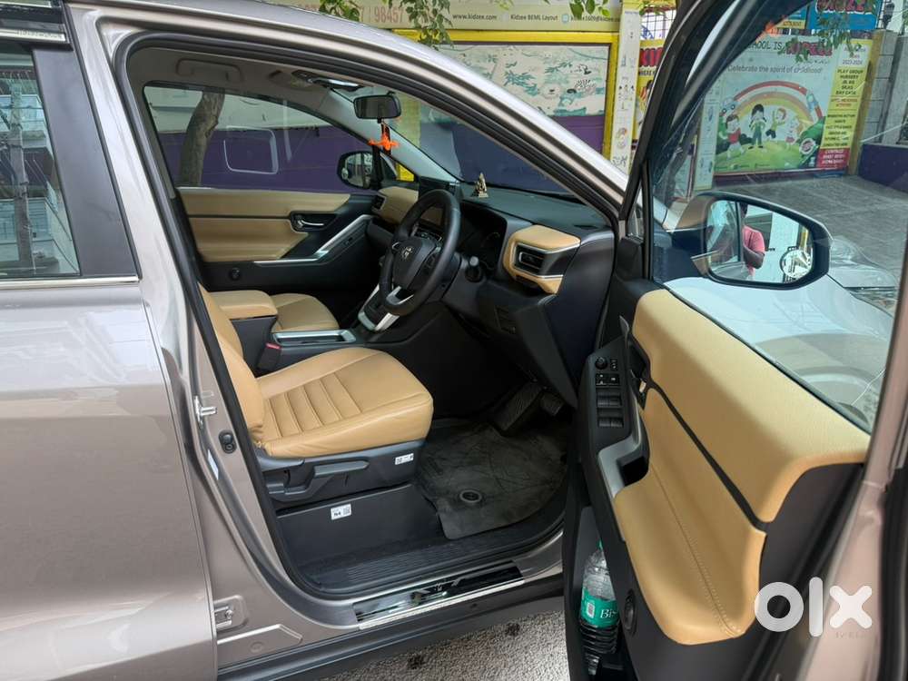 Toyota Innova Hycross 2024 Km Driven