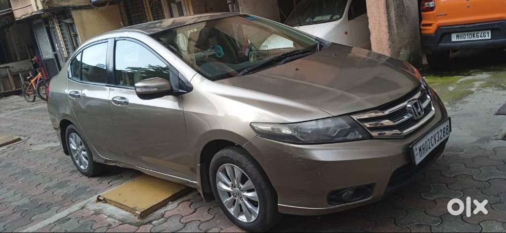 45,000 Km | Automatic | Original Paint | Same Family Since New