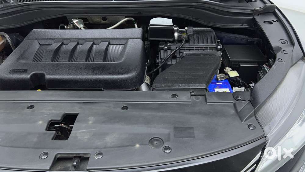 Mahindra Xuv700 2.2 Ax 5 Diesel At 7 Str, 2022, Diesel