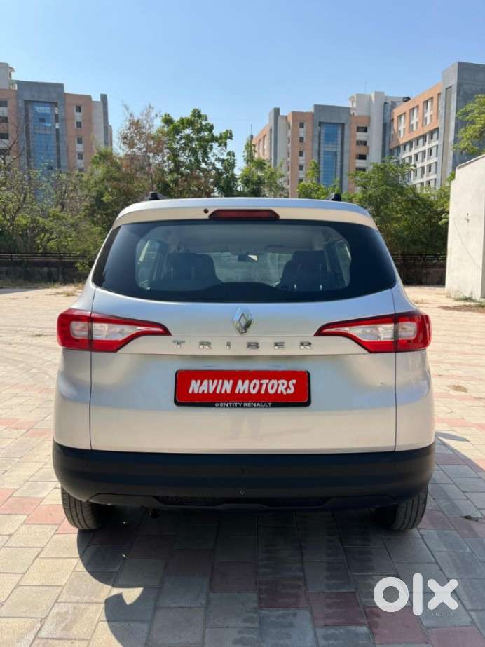 Renault Triber Rxl, 2025, Petrol