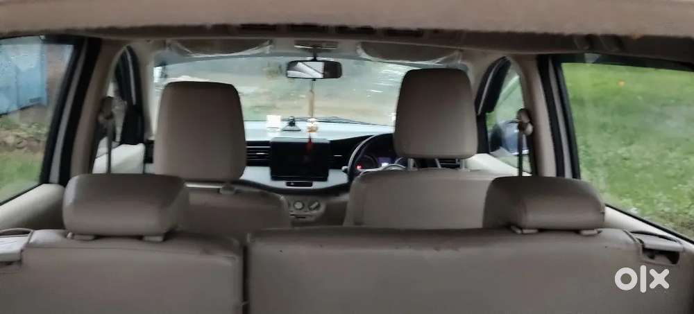 Maruti Suzuki Ertiga Vxi 2023