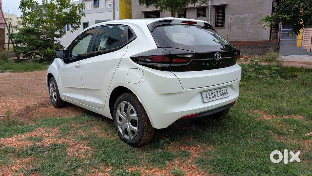 Tata Altroz 1.2 Xt(o) Turbo, 2020, Petrol