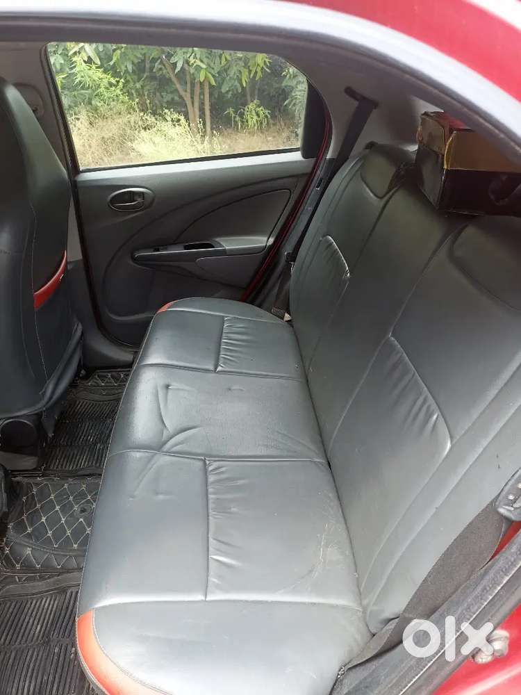 Toyota Etios Liva 2012
