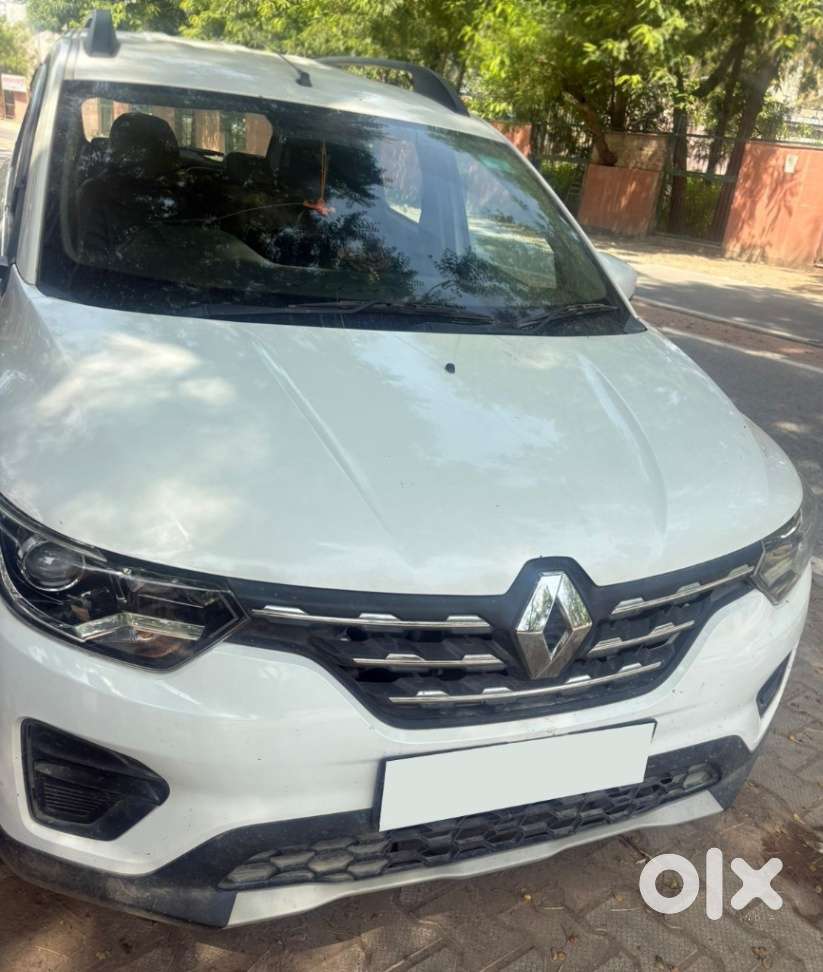 Renault Triber Rxt, 2024, Petrol